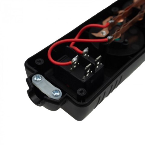 Gniazdo przenośne 5gn z uziemieniem Włącznik Czarna 13A 3000W Listwa