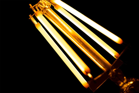 Żarówka LED E14 B35 4W = 40W 470lm 4000K Neutralna 360° Filament