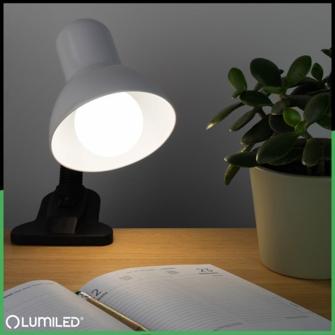 Biała lampka regulowana LIRIA z klipsem – prosta i funkcjonalna