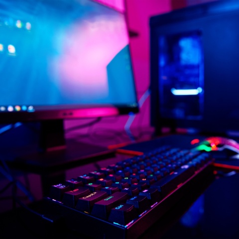 Żarówka LED E27 A65 15W 1500lm RGB CCT Ściemnialna TUYA WiFi SMART LUMILED