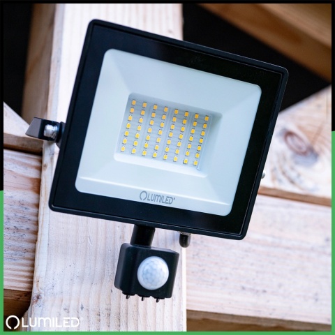 LED halogen 50 W 6500 K odporność na warunki zewnętrzne