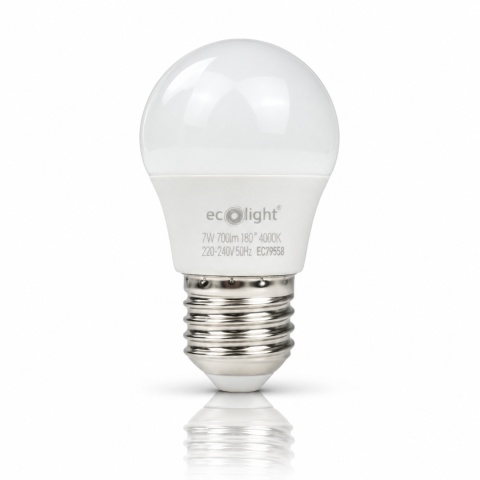 Żarówka LED E27 G45 7W 4000K ECO LIGHT EC79558 na białym tle z odbiciem.