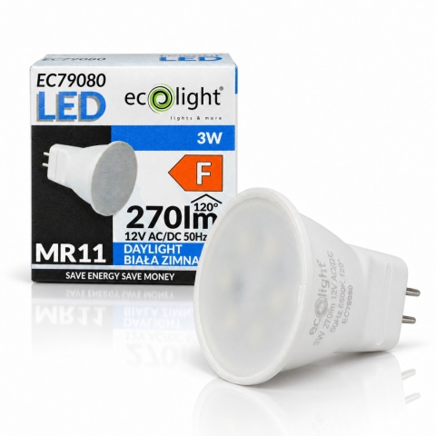 Biała żarówka LED MR11 EcoLight EC79080 z mlecznym frontem i dwoma pinami, przed biało-niebieskim pudełkiem, na białym tle z odbiciem.