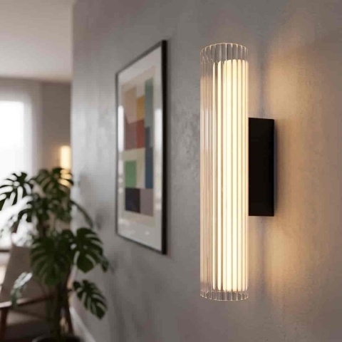Kinkiet TRIVIA BLACK LED 6W - aranżacja na ścianie obok obrazu