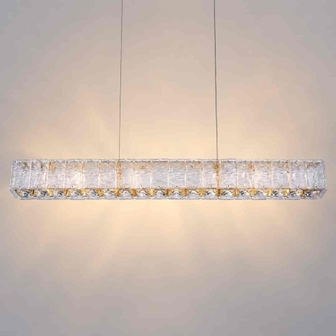 Lampa wisząca KINGDOM ML2787 97cm ze złotymi detalami, włączone światło